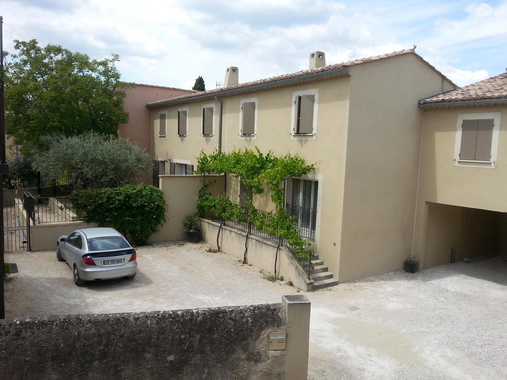 Les Studios Proche Du Mont Ventoux Mazan Exterior photo