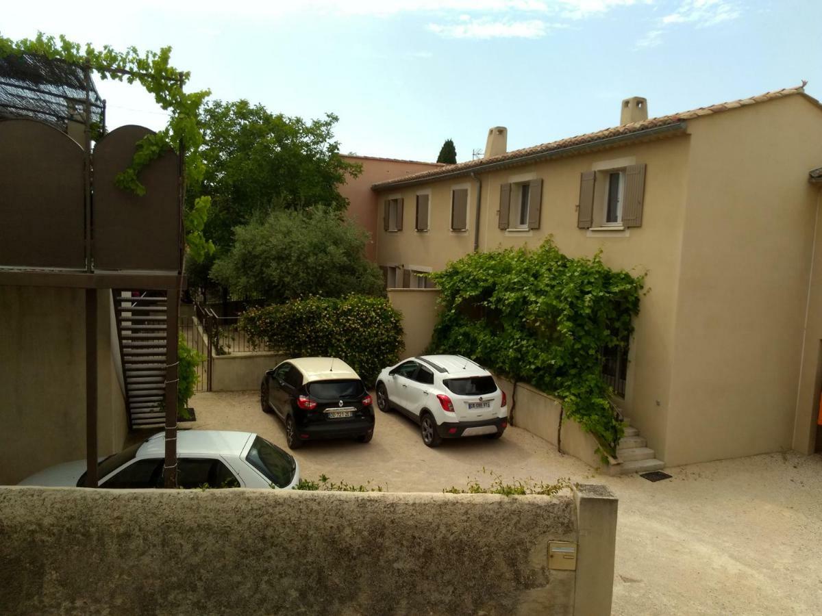 Les Studios Proche Du Mont Ventoux Mazan Exterior photo